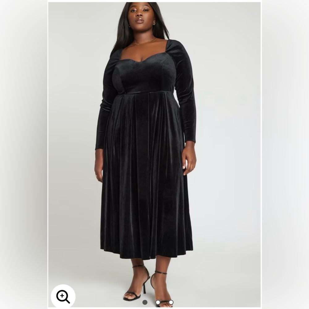 ELOQUII Velvet Sweetheart Neckline Dress